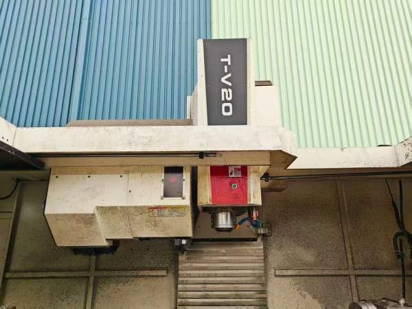 同款3台准的新台群精机2米立加，TV20立式加工中心四轴.