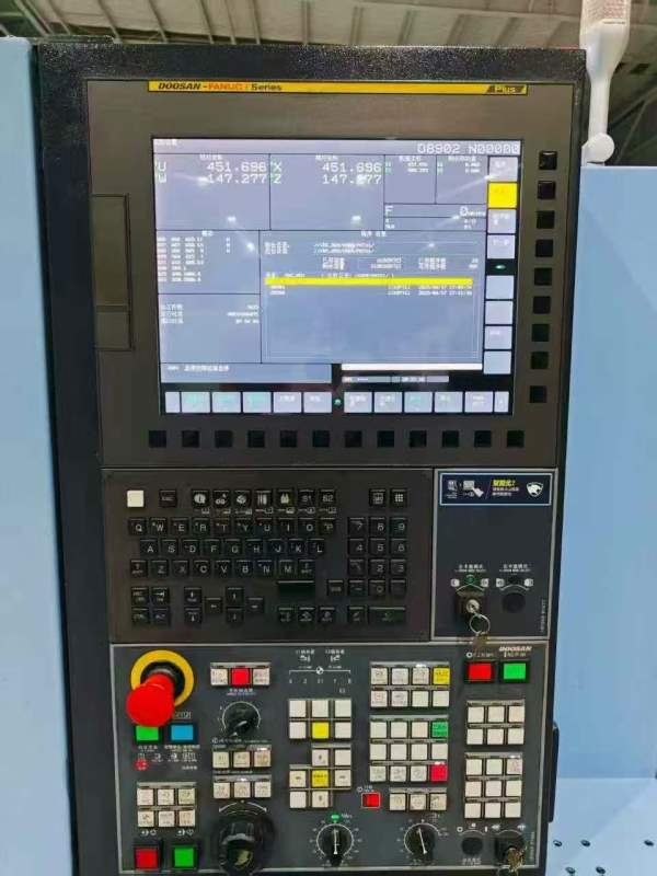韩国原装斗山 PUMA GT2600重型数控车床，只用了几个月.