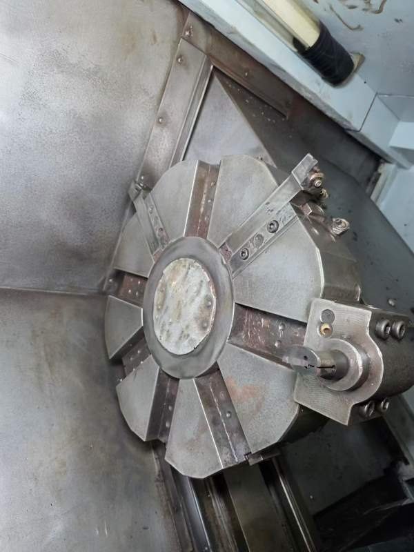 台湾加育JG-300重型数控车床，泷泽110同款机型，硬轨.