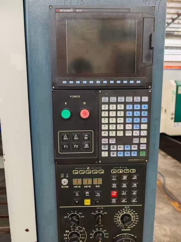 台湾省俊育V6立加高速机，罗毅主轴12000转，三菱系统.