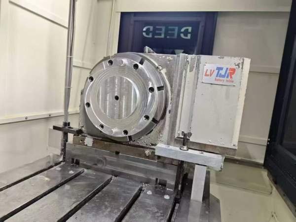 刚刚拿下同款2台重型蒂德V1370L立加、一台带台湾金谭.