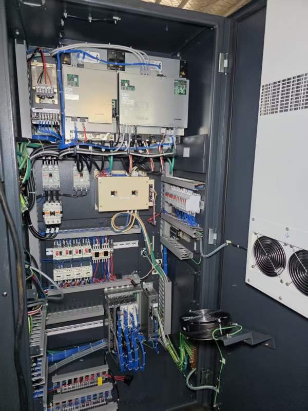 刚刚到货基本全新机，北一大隈LBR-370-e数控车床，配O.