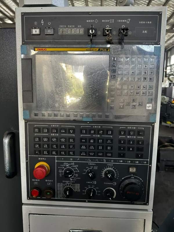 台湾程泰GLS 2000Le数控车床，配发那科Oi-TFplus，8寸.