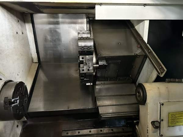 台湾程泰GLS 2000Le数控车床，配发那科Oi-TFplus，8寸.