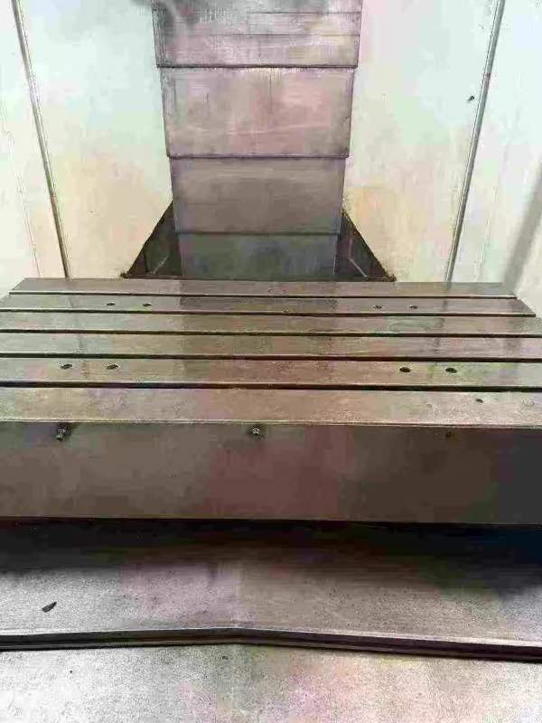 仕兴鸿1160加工中心，2016年出厂，法纳克MD系统，BT40.