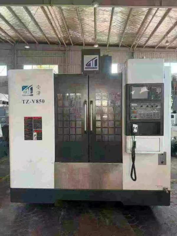台泽臺泽TZ-V850加工中心，2022年出厂，三菱M80系统，.
