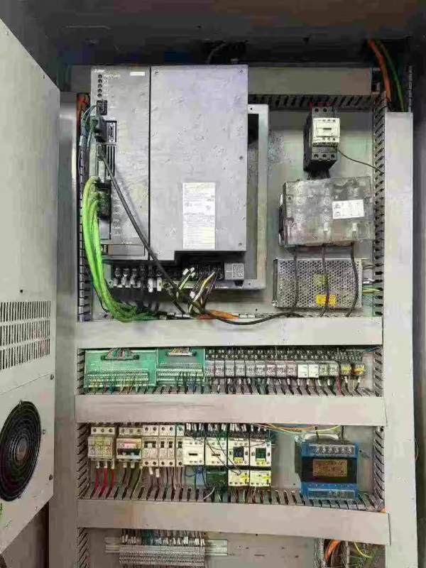 台泽臺泽TZ-V850加工中心，2022年出厂，三菱M80系统，.