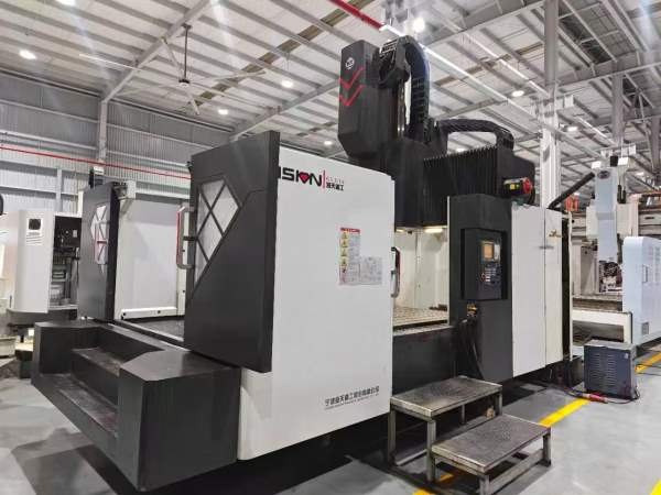 海天重型2016数控龙门，a法电机驱动品牌:海天GLU1620.