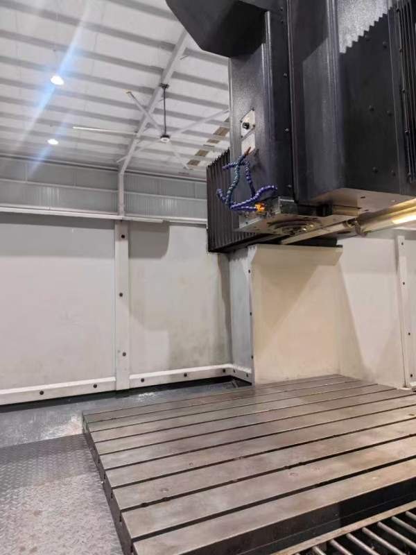 海天重型2016数控龙门，a法电机驱动品牌:海天GLU1620.