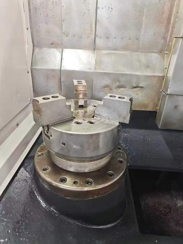 出售韩国威亚LV300R数控立车、型号：LV300R发那科32i.