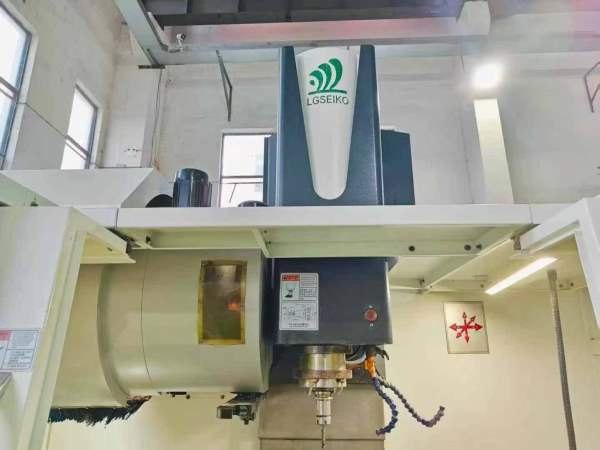 台正光机同款五台2022年苏州力冈855加工中心，其中四.