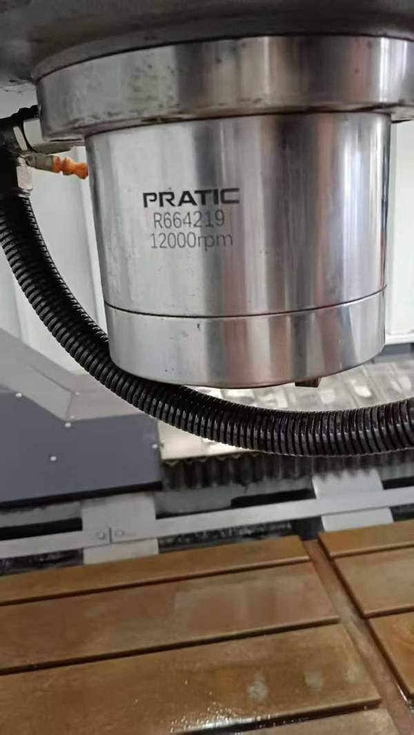 国内一线品牌普拉迪3020数控龙门、有两台全新行程3000.