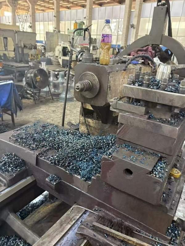 安阳鑫盛重型611253米车床，只需9万多