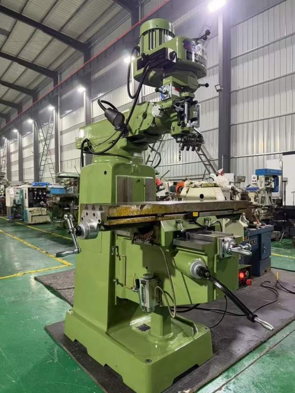 准新机:2024年台捷4号炮塔铣，完全媲美新机，低价出售