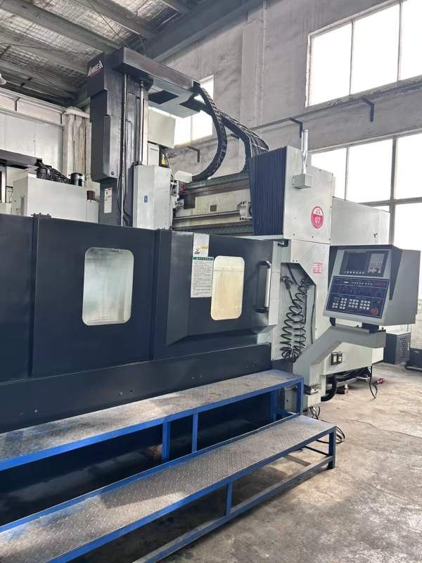 台湾亚威NVP-3015龙门加工中心，发那科MF系统、（1包.