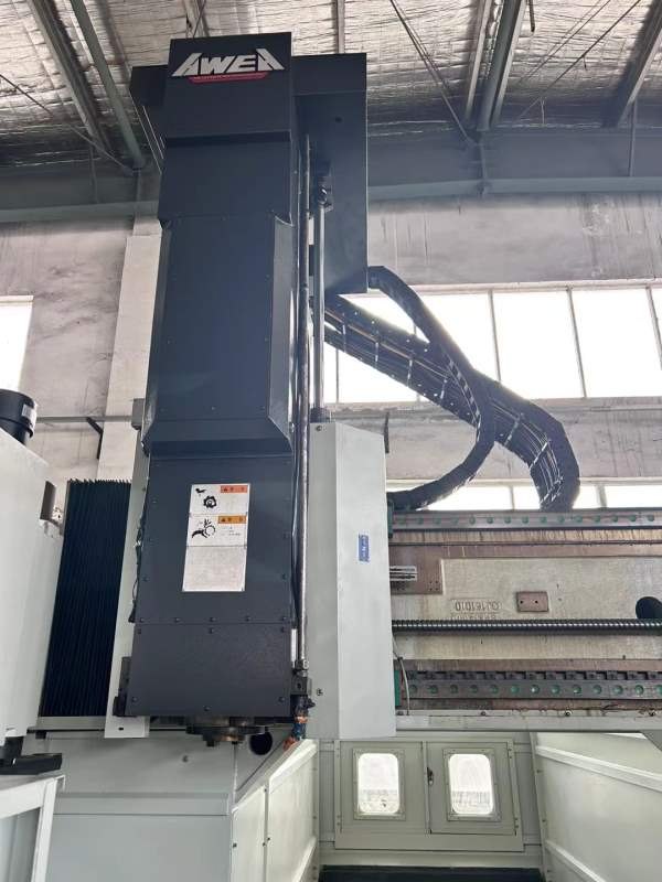 台湾亚威NVP-3015龙门加工中心，发那科MF系统、（1包.