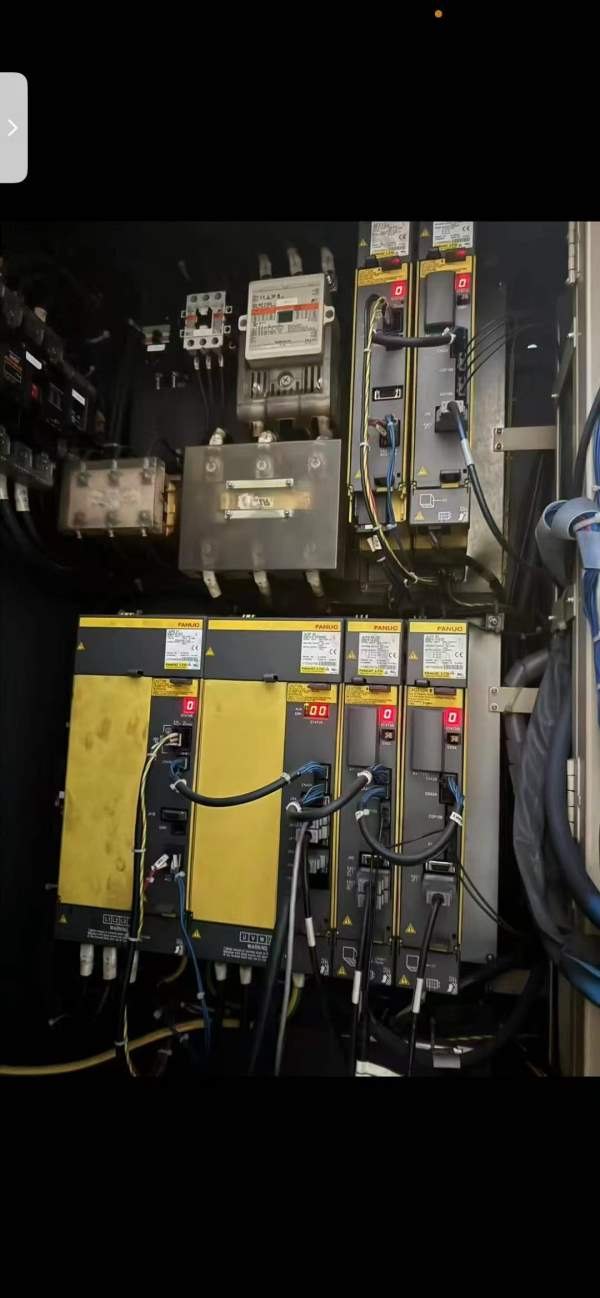 在位出售牧野F12立加一台、工作台2150/1200、安装在位.