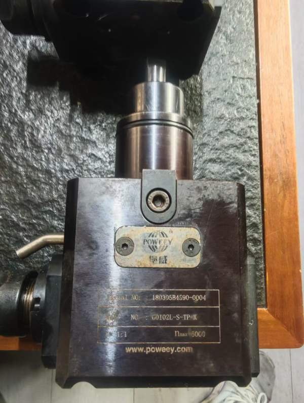 出售四个BMT45动力刀座，er20夹头，6000转