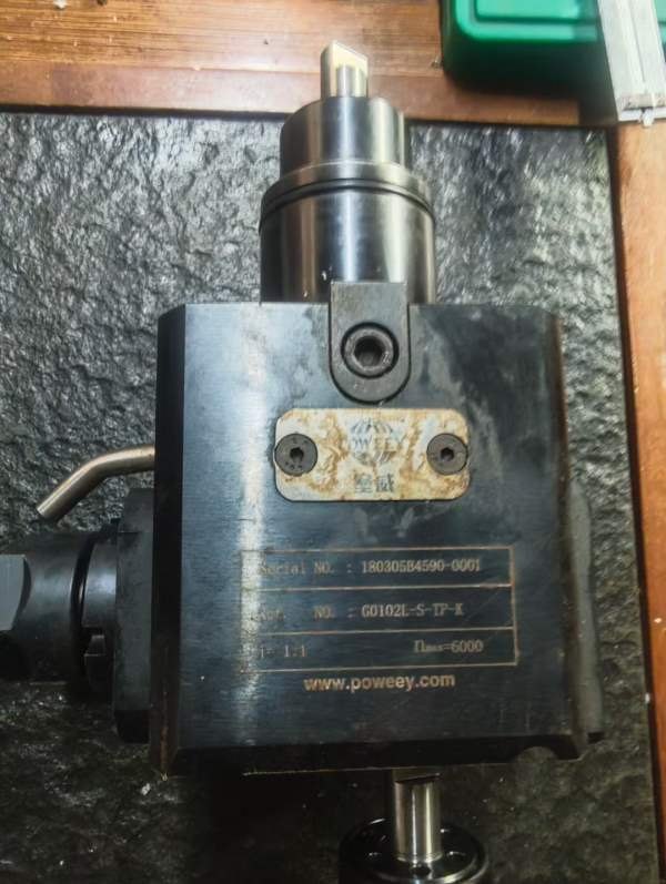 出售四个BMT45动力刀座，er20夹头，6000转