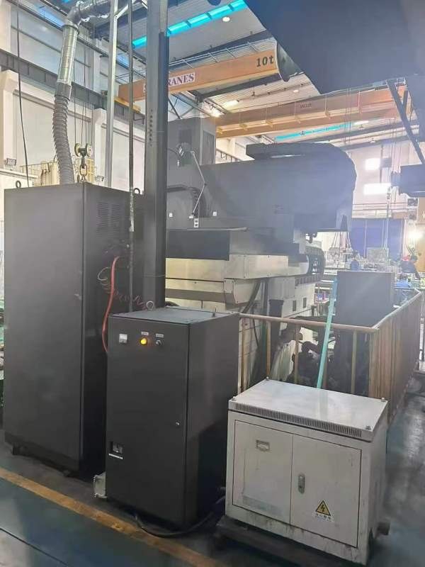 刚刚拿下牧野157火花机一台、在位安装使用中、懂行的.