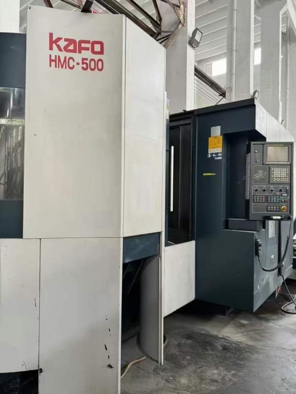 台湾高峰500卧加，大功率电主轴BT50，1万转。三轴线轨.