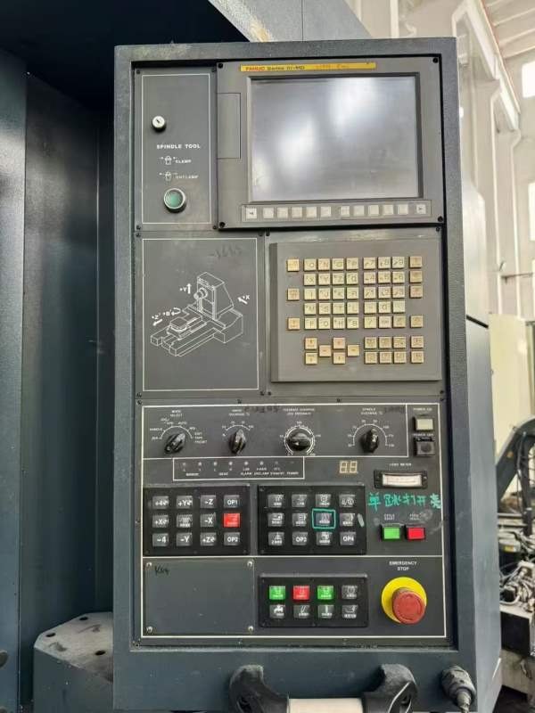 台湾高峰500卧加，大功率电主轴BT50，1万转。三轴线轨.