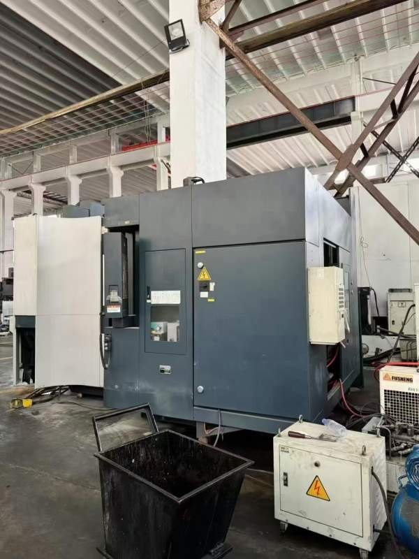 台湾高峰500卧加，大功率电主轴BT50，1万转。三轴线轨.