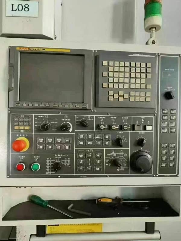 台湾原装进口程泰GS200Y车铣中心，带Y轴，8寸卡盘，硬.