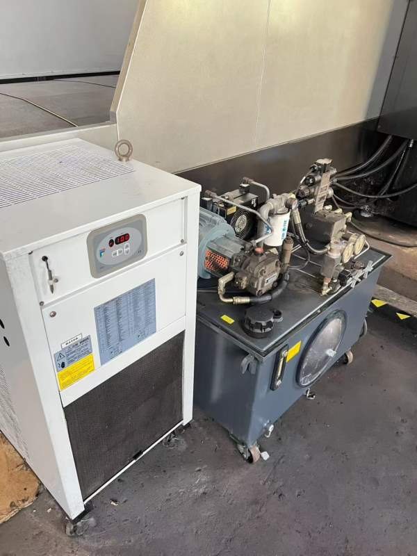 济南工厂刚刚买下台湾星视野3223数控龙门加工中心，工.