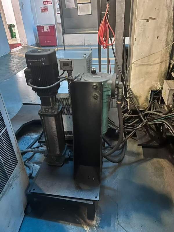 在位出售牧野GF12立加一台、安装在位正常使用、懂行的.