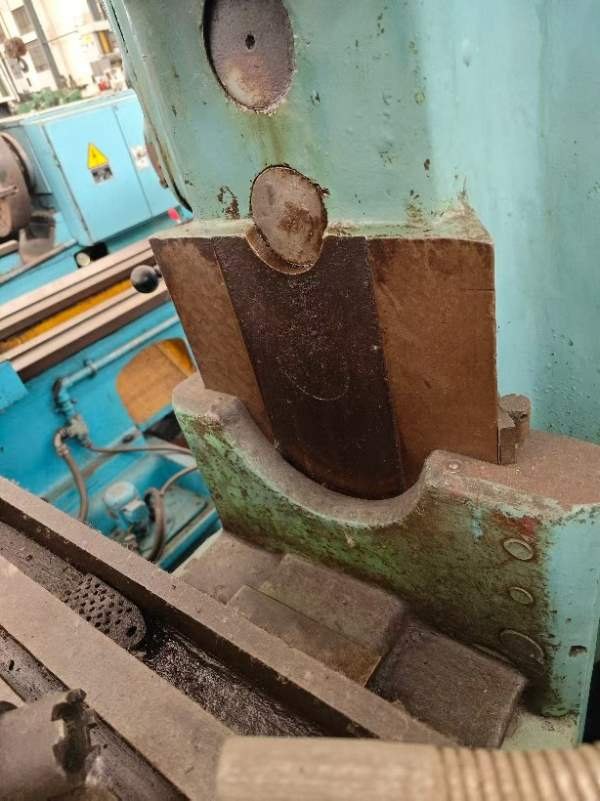 2500一吨洛阳仓库