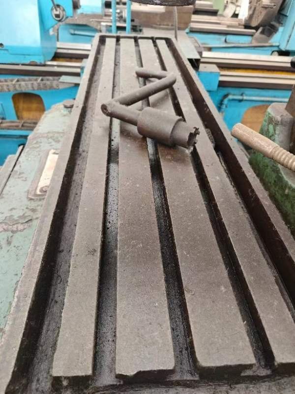 2500一吨洛阳仓库