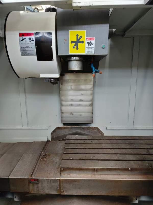 银尚855加工中心，三线规，发那科mf系统，带油冷机和.