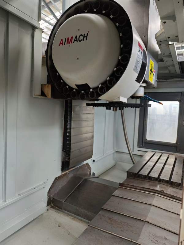 银尚855加工中心，三线规，发那科mf系统，带油冷机和.