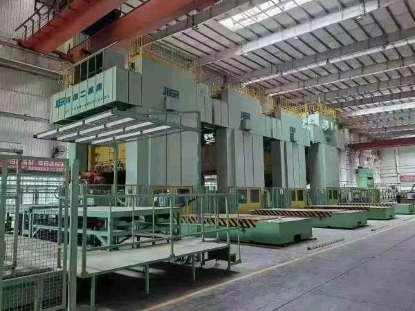 济南二机产，闭式四点，全新机，安装未用5250吨2250-1.