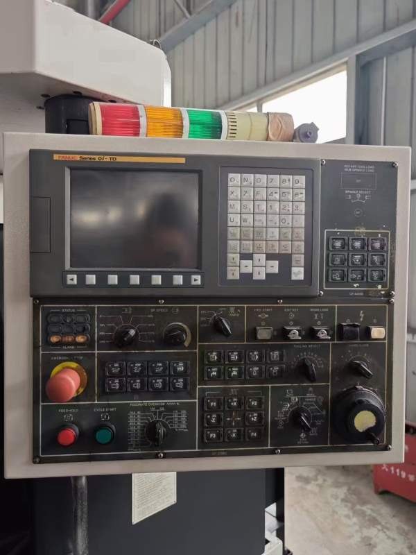 台湾原装进口程泰GA3600L数控车床，台湾15寸中空液压.