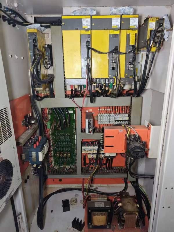 台湾原装进口程泰GA3600L数控车床，台湾15寸中空液压.