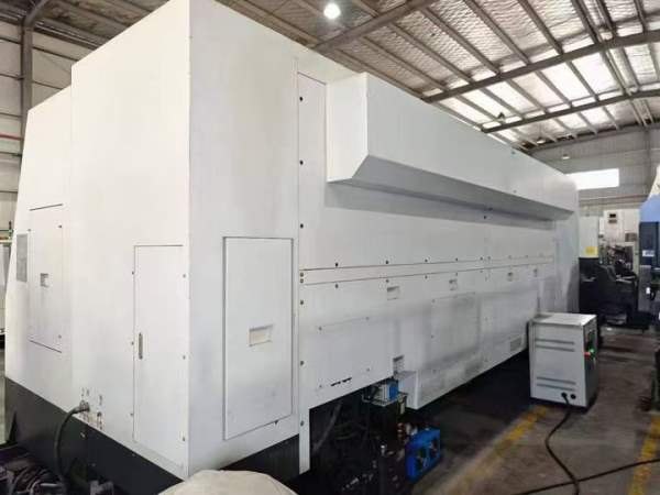 台湾原装程泰重型数控车床GS-6600L2，旋转直径1100mm.