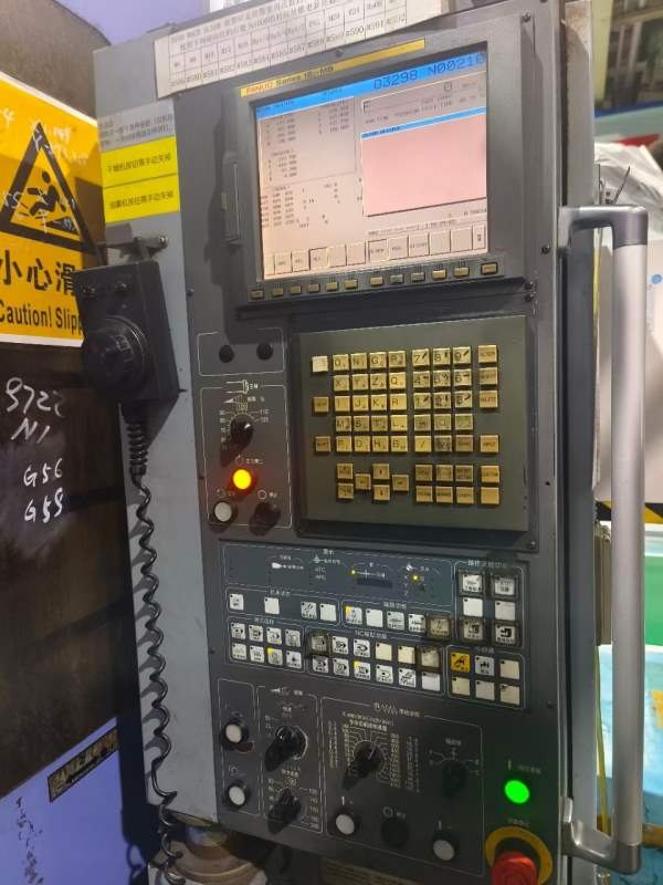 日本三菱800卧加工中心DH80工作台:800800mmX/Y/Z行程:.