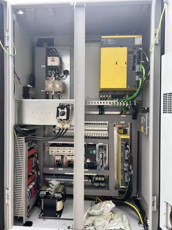 刚刚拿下一批10台、用了几千小时设备原版原漆、新机精.