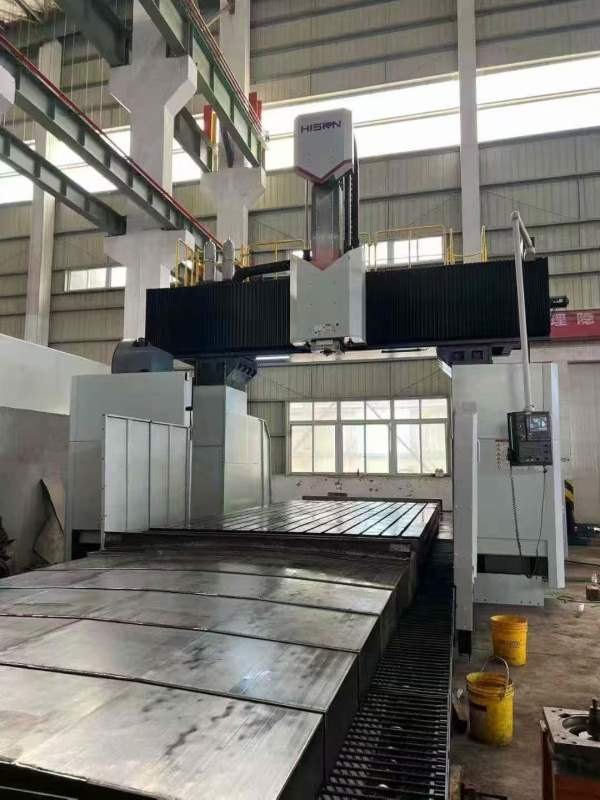 海天重型加高6036龙门，带24把刀库工作台3米6米，门宽.