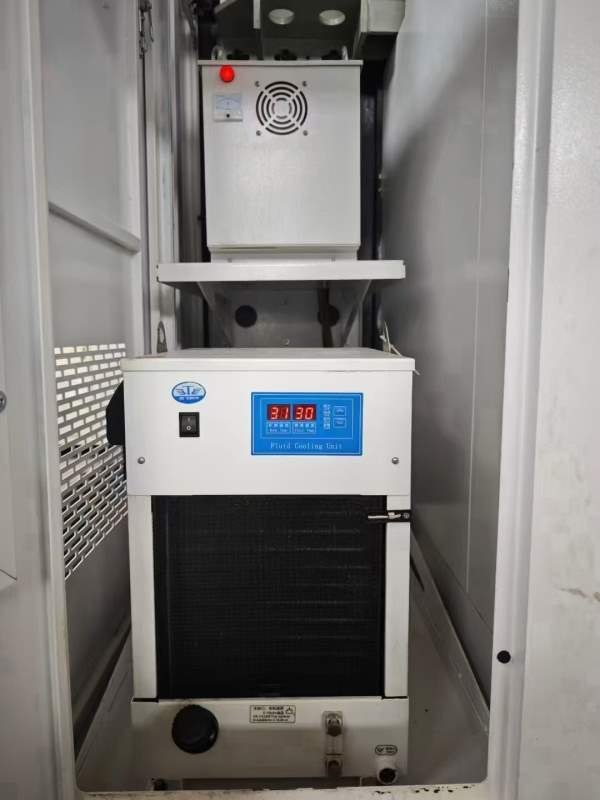 乔锋1680加工中心，三轴线轨，bt50主轴，带刀库，油冷.