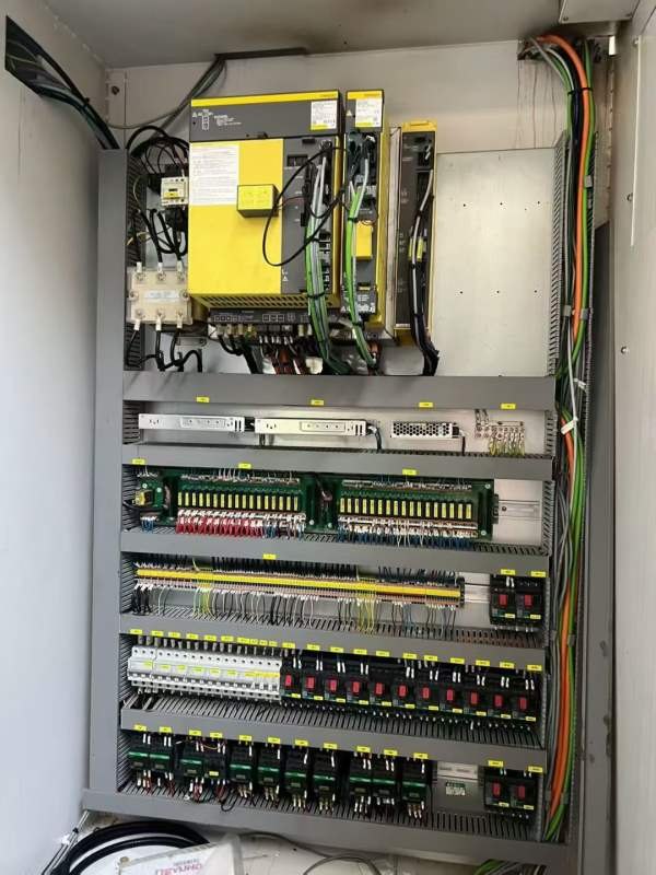 刚刚到货2022年德阳800单工作台卧加三轴行程140095090.