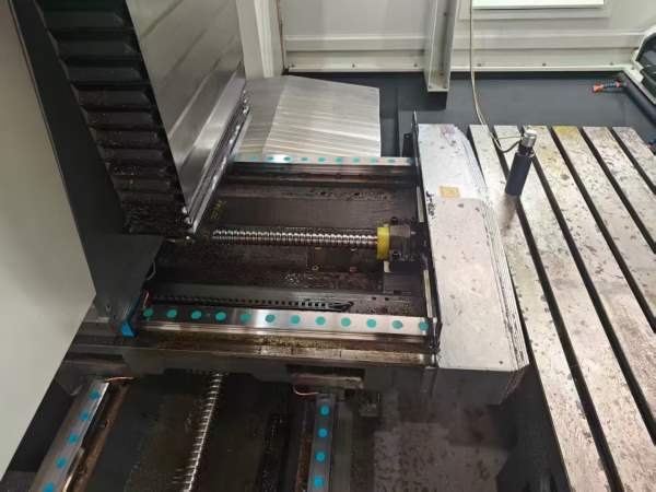 吉德特2500型材加工中心2024年 三轴线轨 一体式床身发.