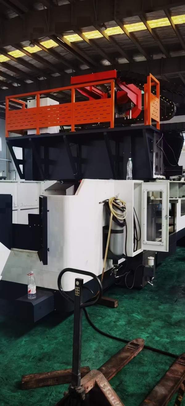 还有一台2024年台玛吉2217数控龙门加工中心，发那科pl.