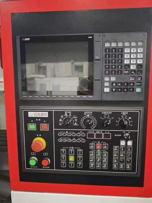 准新便宜850，欢迎询价巨高VL850B加工中心，三轴线轨..