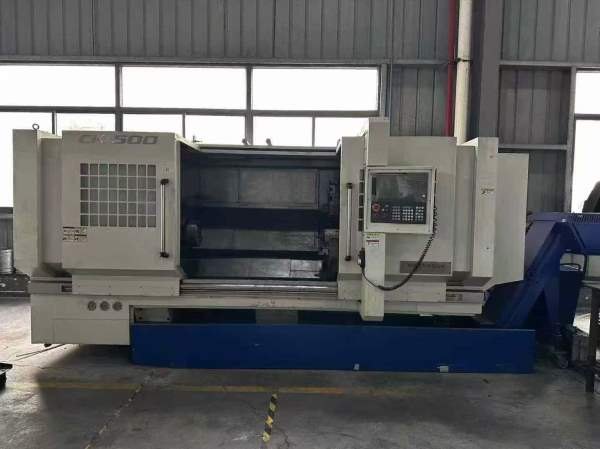 云南琥正数控车床10寸卡盘，主轴A2-8，回转直径570加.