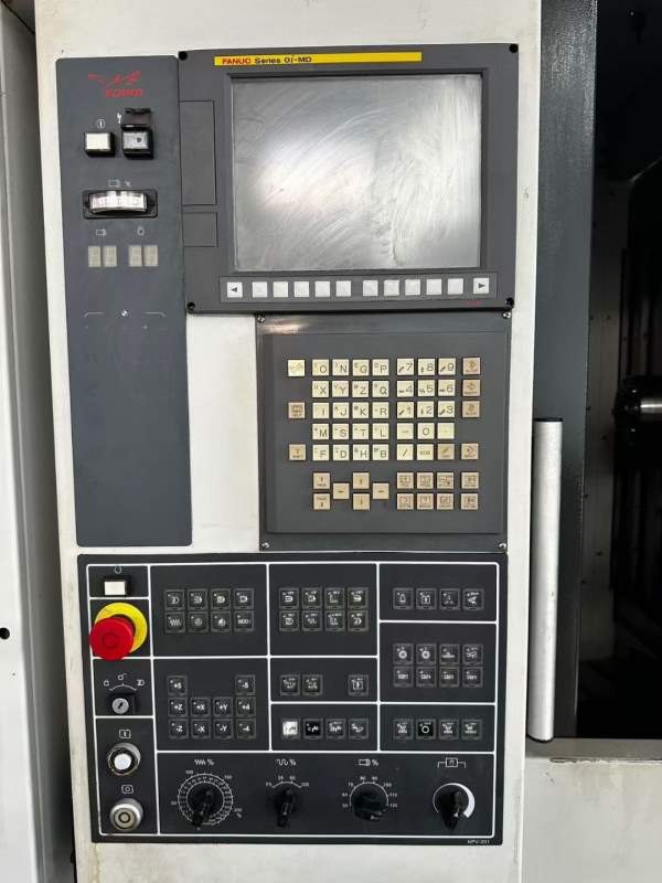 2015年台湾奕达500双工位卧加，三轴日本thk线规，工作.