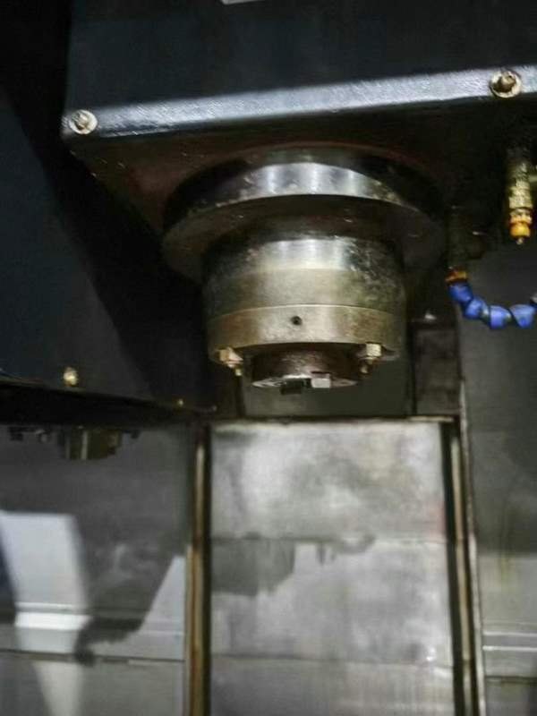 2019年台湾高峰1050加工中心，三轴线规BT40刀柄，主轴.