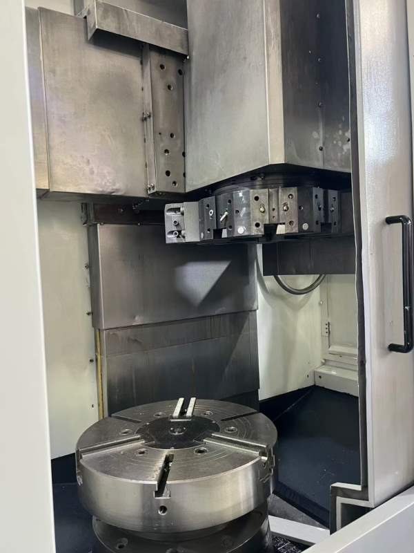 沈阳V6数控立车，发那科MF系统，埃尔法1包，液压卡盘2.